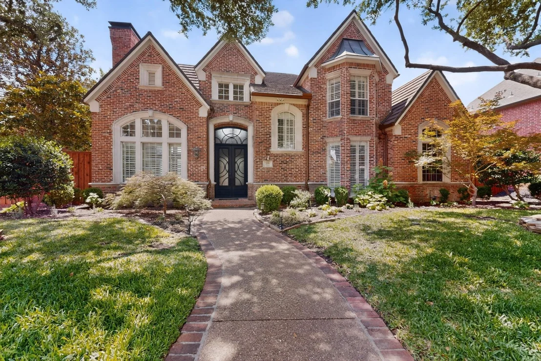 Photo of 5700 Walden Drive
