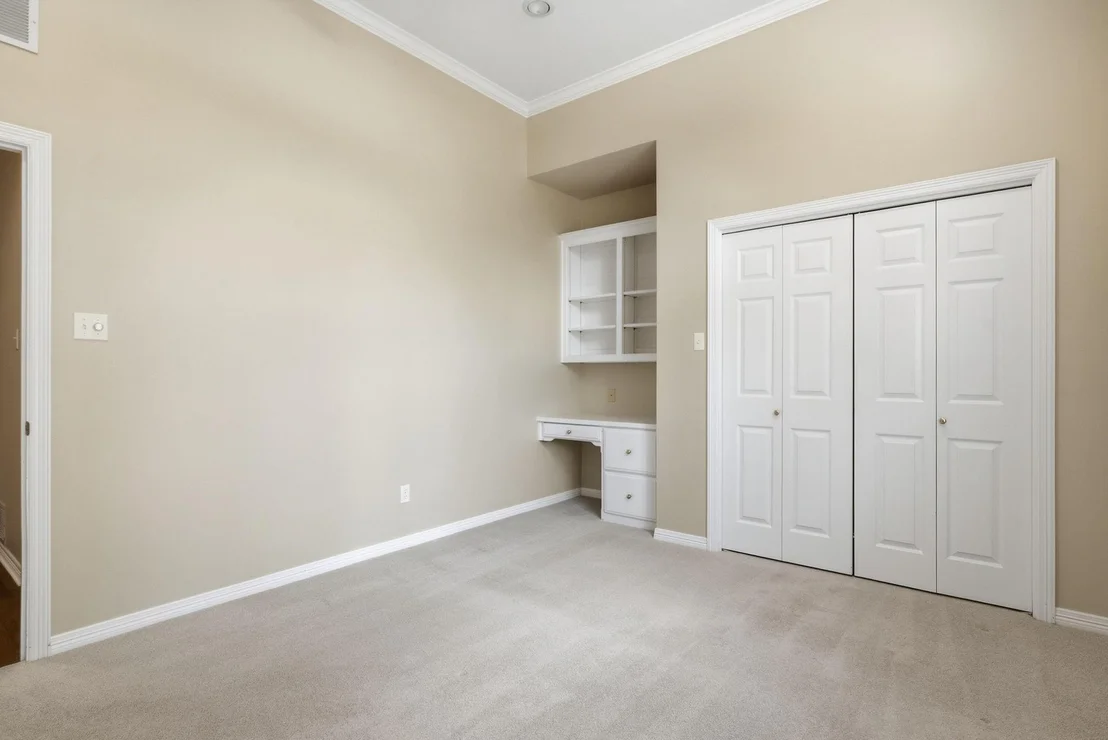 Photo of 3403 Pinecreek Drive
