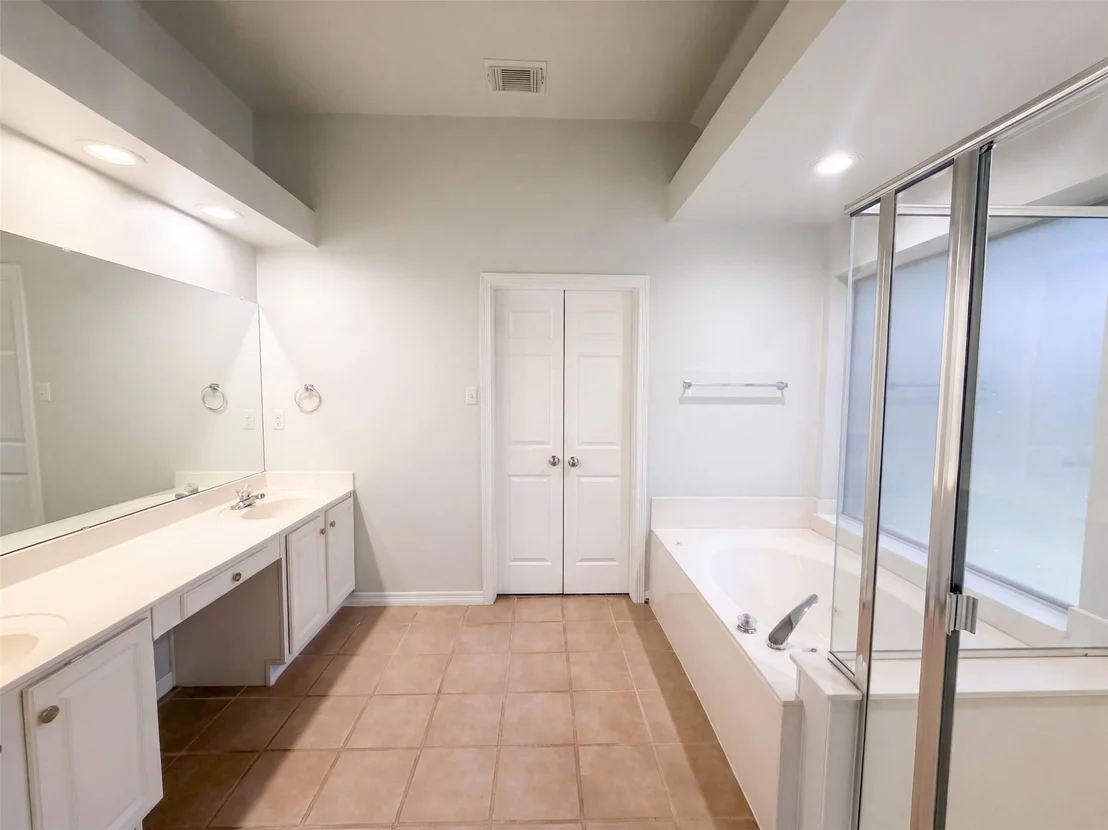 Photo of 6 Cimarron Court