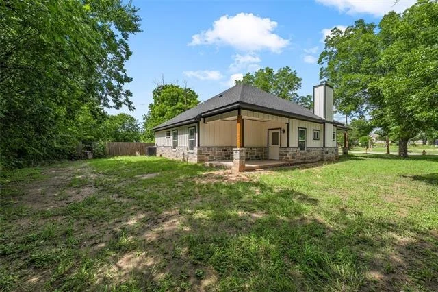 Photo of 1701 Egan Lane