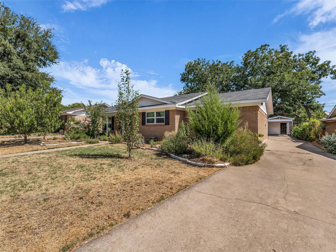 Photo of 1007 Melrose Drive