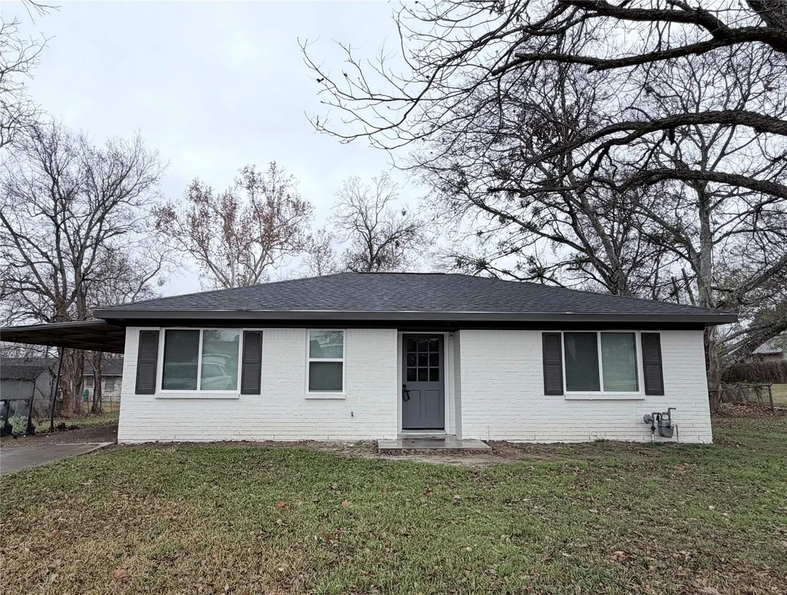 Photo of 502 Willow Circle