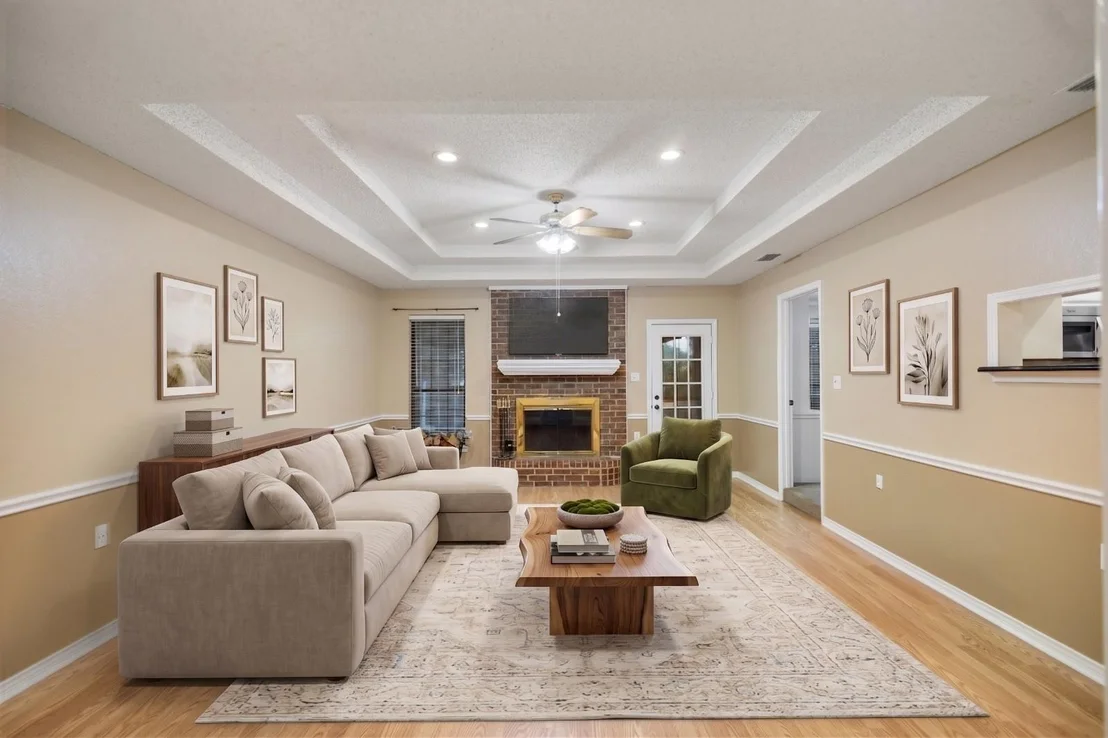Photo of 121 Crestview Street