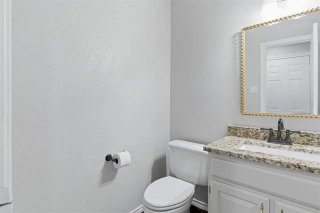 Photo of 5017 River Bluff Drive