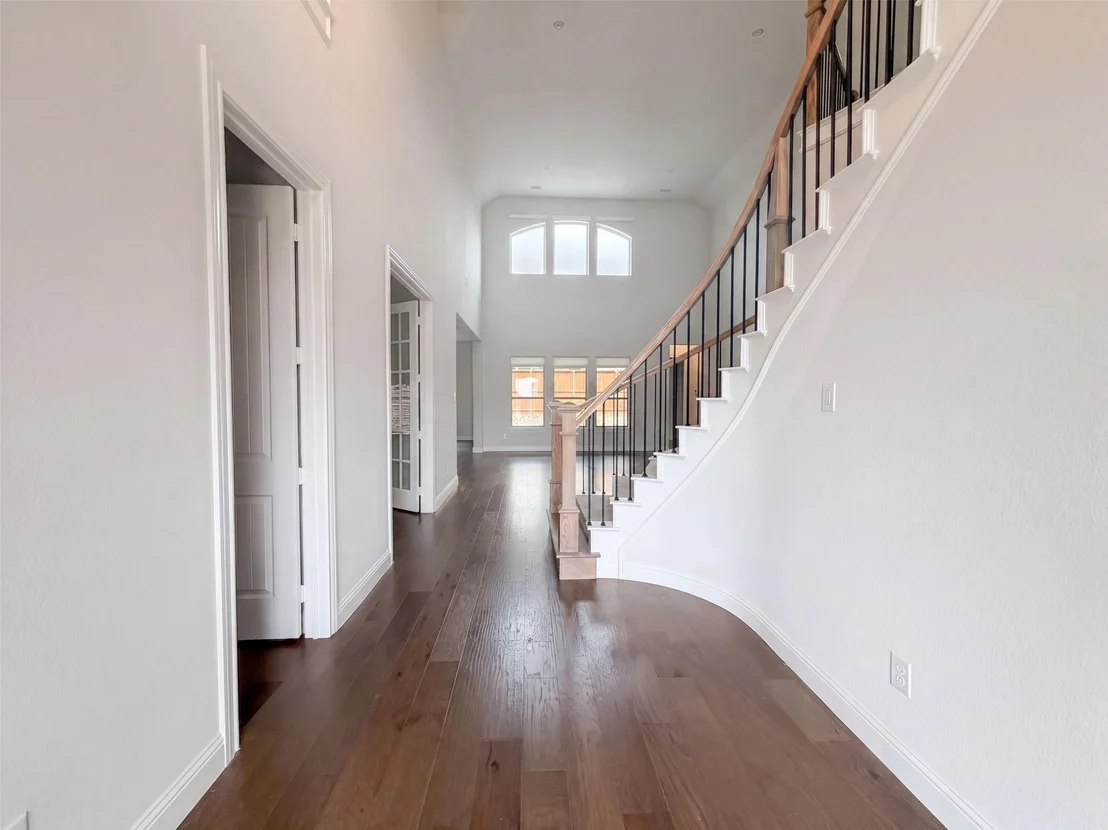 Photo of 850 Elm Park Drive