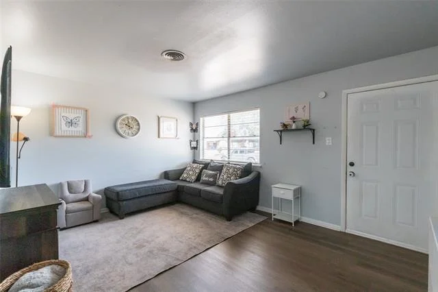Photo of 3901 Laurel Drive