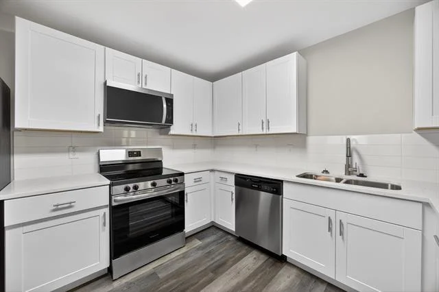 Photo of 614 Lakeside Drive Drive