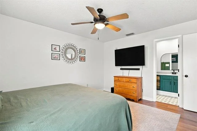 Photo of 749 Chanticleers Lane