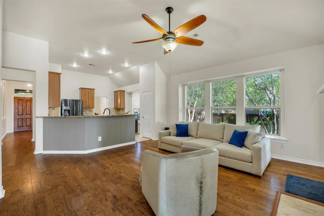 Photo of 12701 Welsh Walk