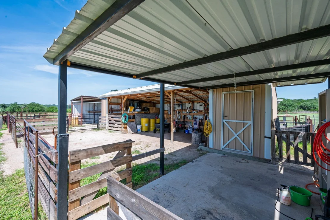 Photo of 2517 County Road 4240