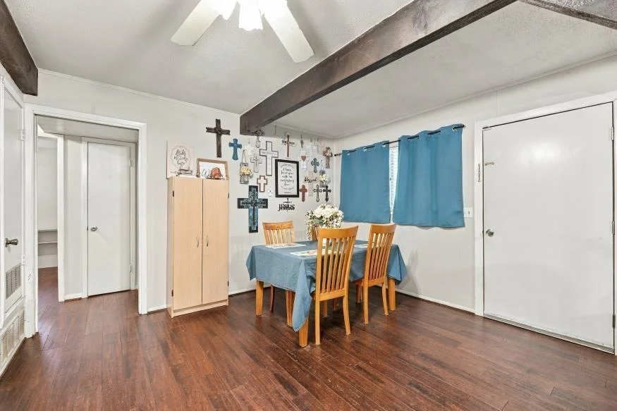 Photo of 1204 W 4th Street