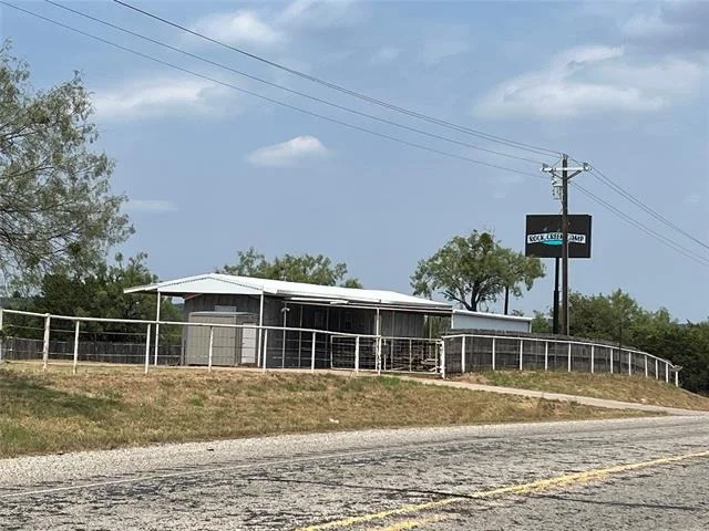 Photo of 17849 N State Highway 16