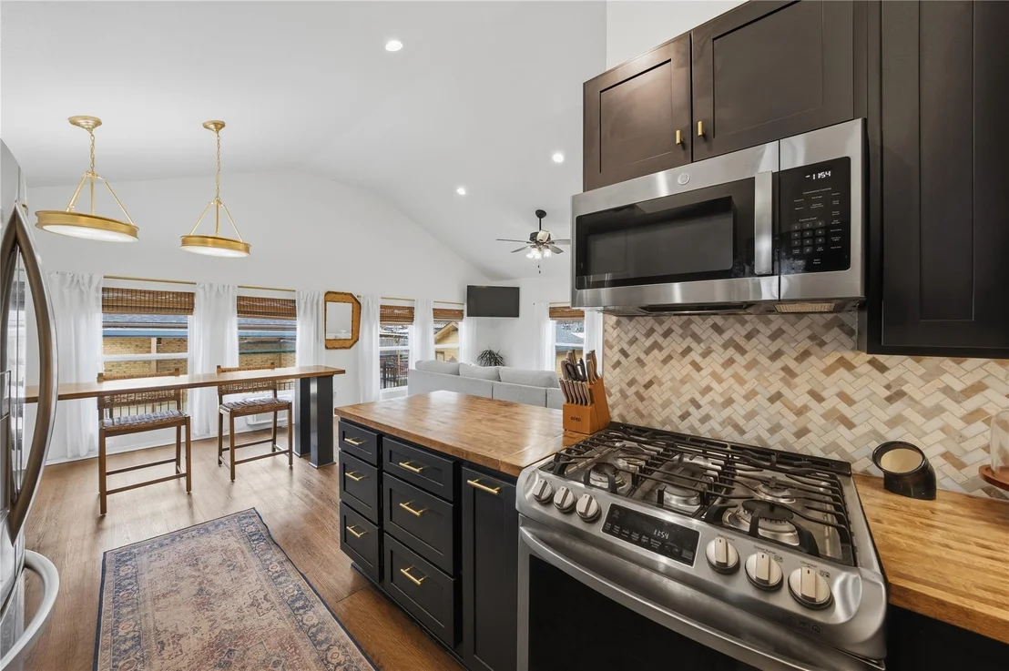 Photo of 126 Maples Trail