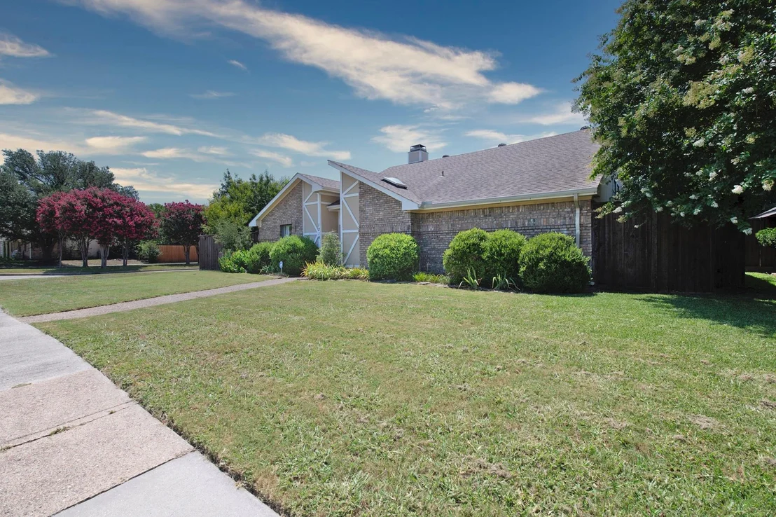 Photo of 1214 Clearview Drive