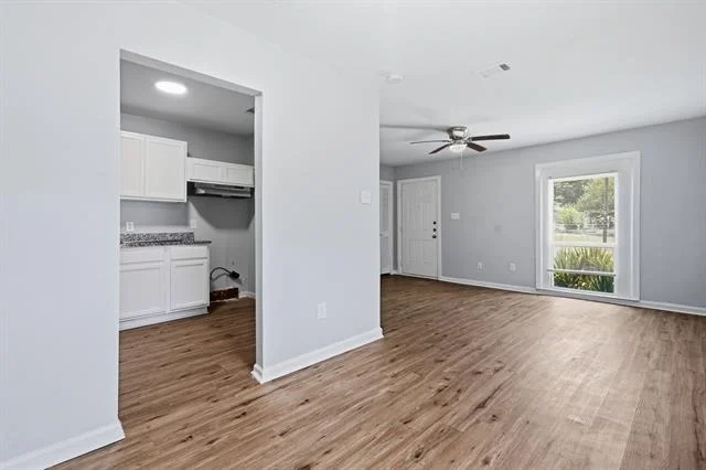 Photo of 1450 Holcomb Road