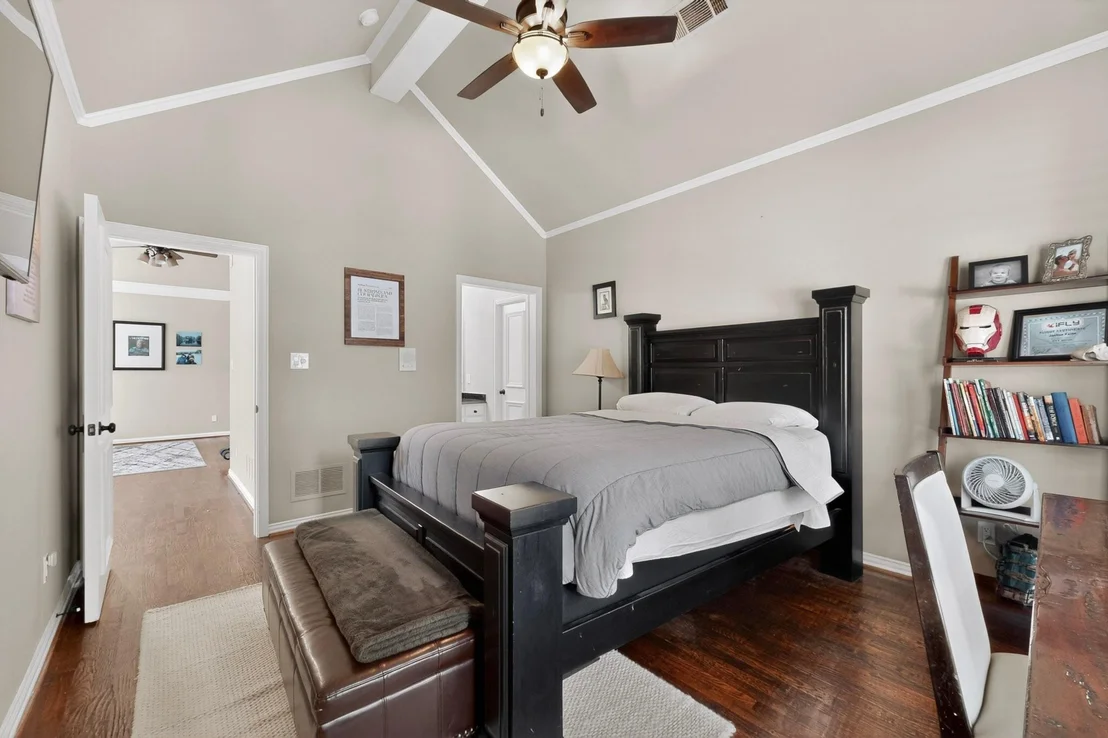 Photo of 5700 Walden Drive