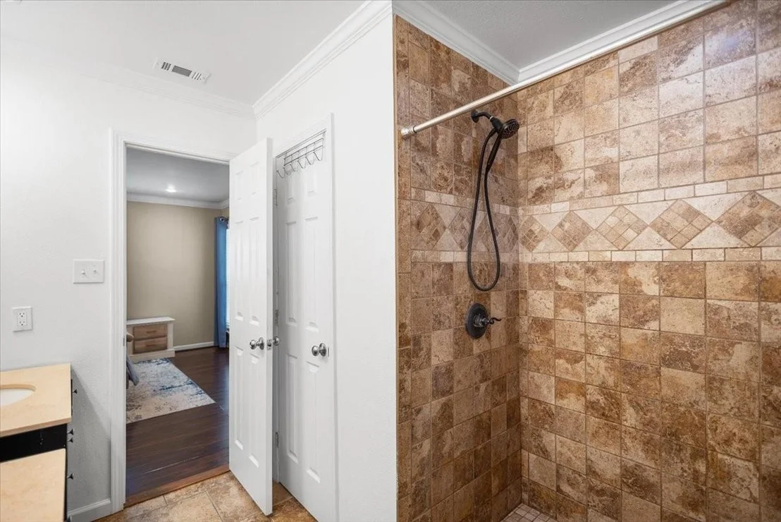 Photo of 1327 BRIDLE PATH Lane