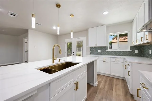 Photo of 4577 Silversprings Drive