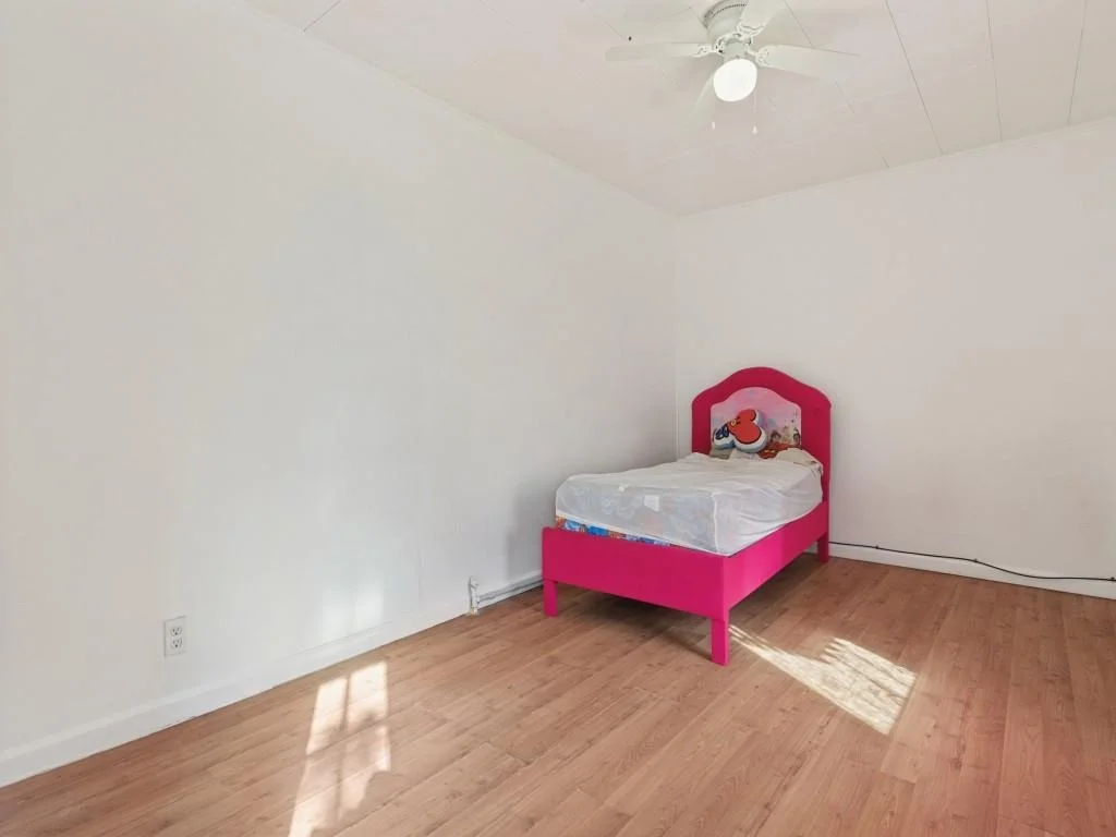 Photo of 2009 Pecan Street