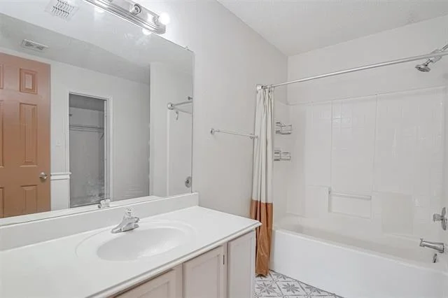 Photo of 1044 Triple Crown Drive
