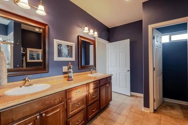 Photo of 1002 Cedar Drive