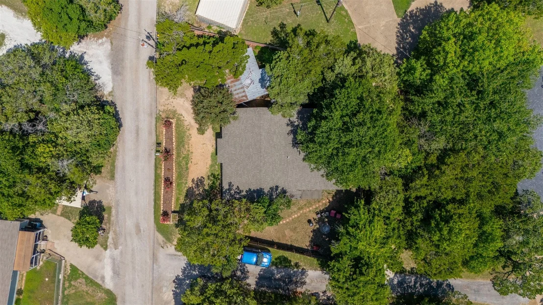 Photo of 190 Crowfoot Lane