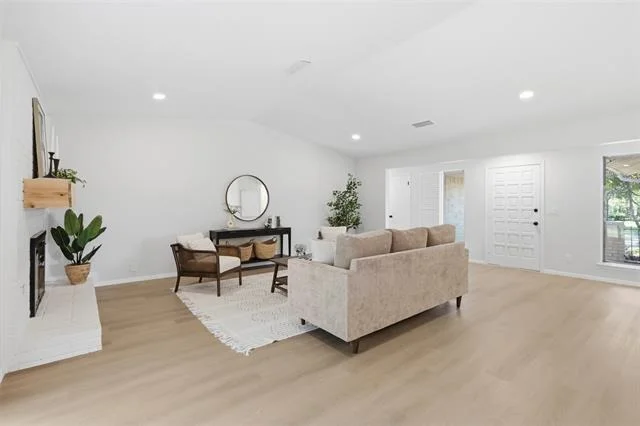 Photo of 8 Green View Circle