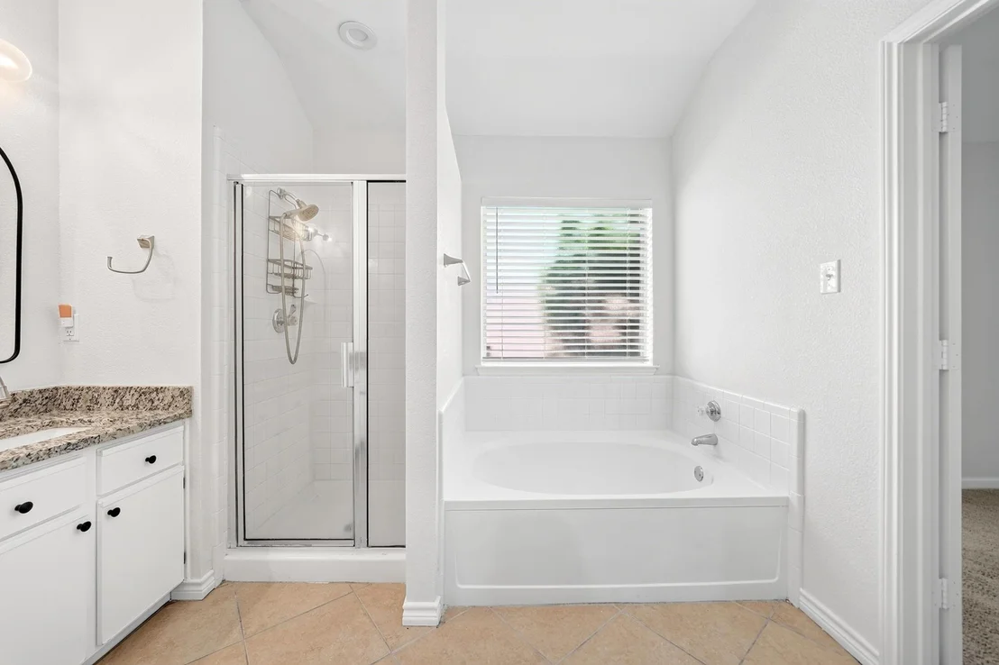 Photo of 7606 Harbor Drive
