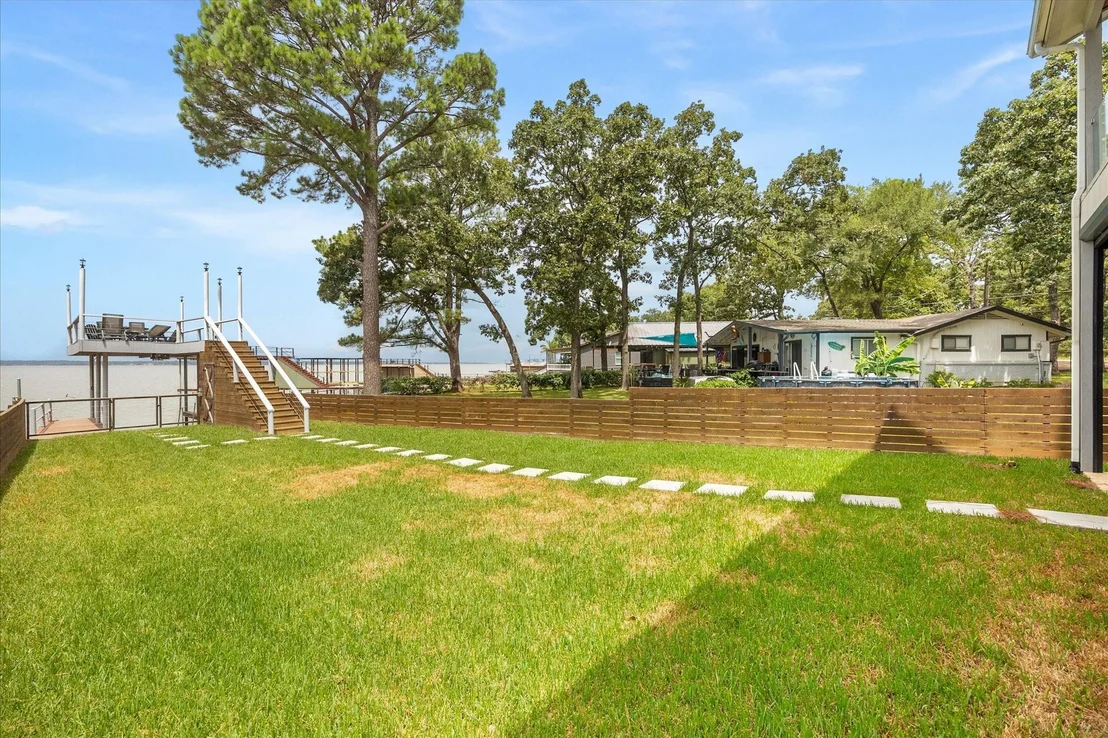 Photo of 130 Harbor Drive