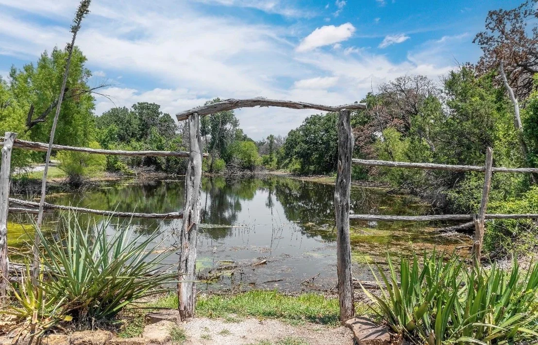 Photo of 3296 Campbell Trail