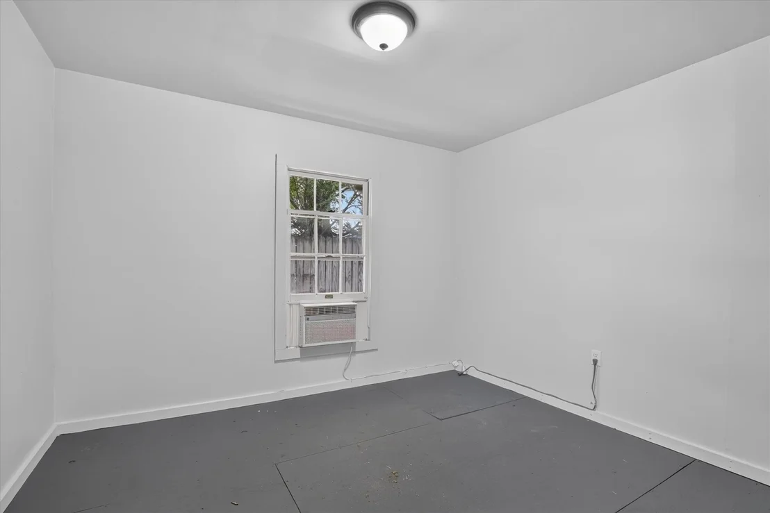 Photo of 1204 Loma Alta Place