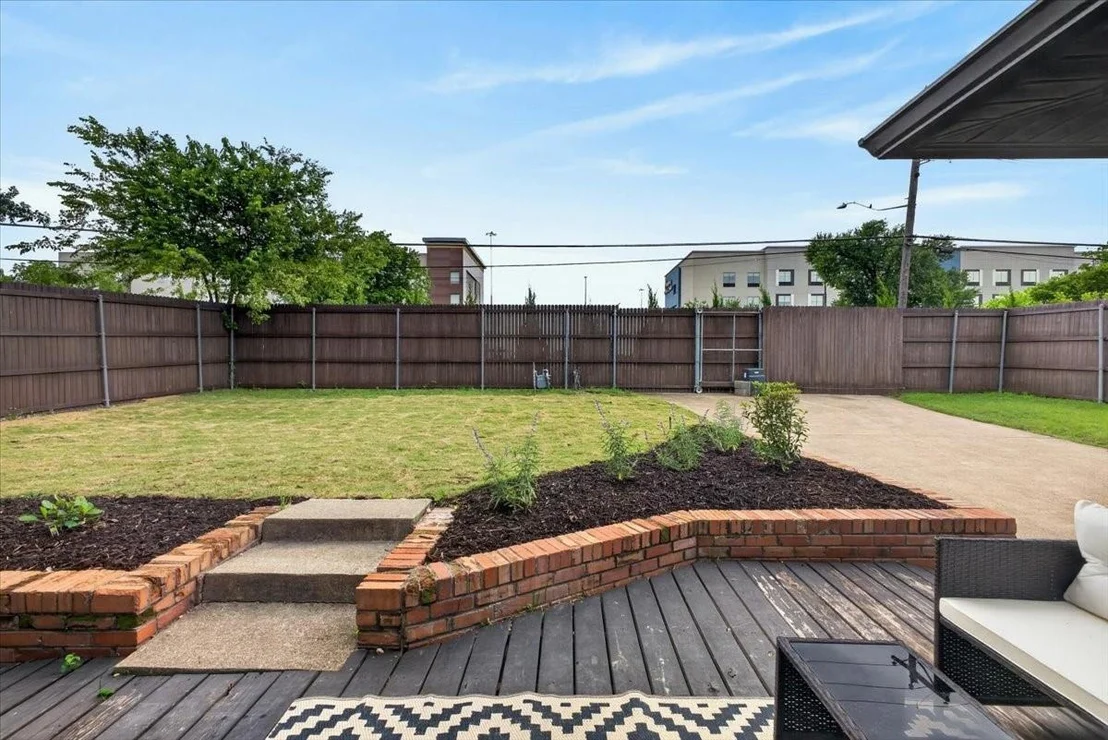 Photo of 3330 Sharpview Lane