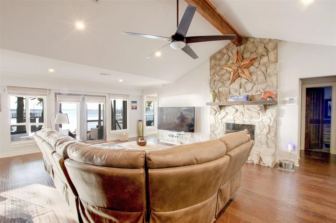 Photo of 247 Admiral Drive