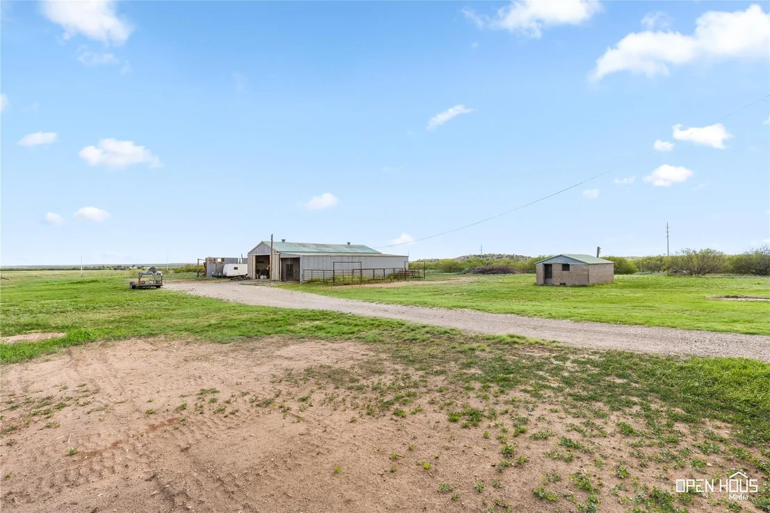 Photo of 1593 Irvin Road