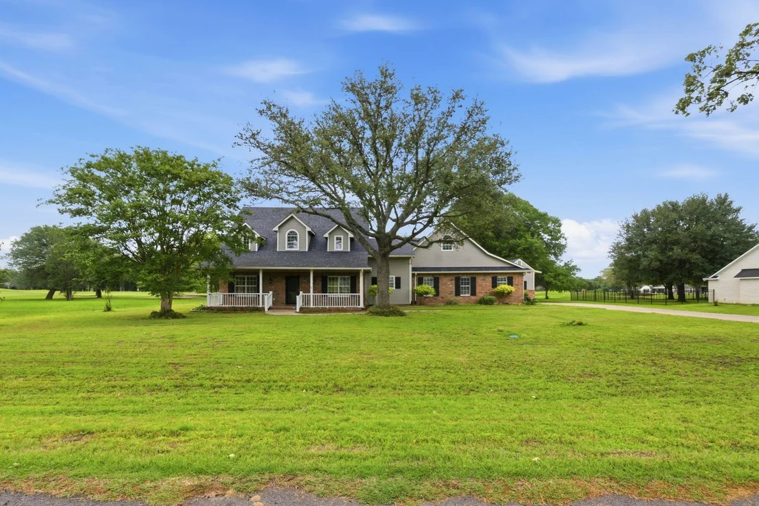 Photo of 249 Private Road 5940