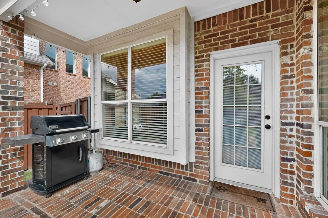 Photo of 9621 Plains Circle