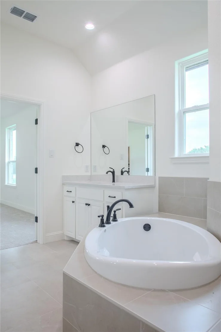Photo of 204 Sweetgrass Drive