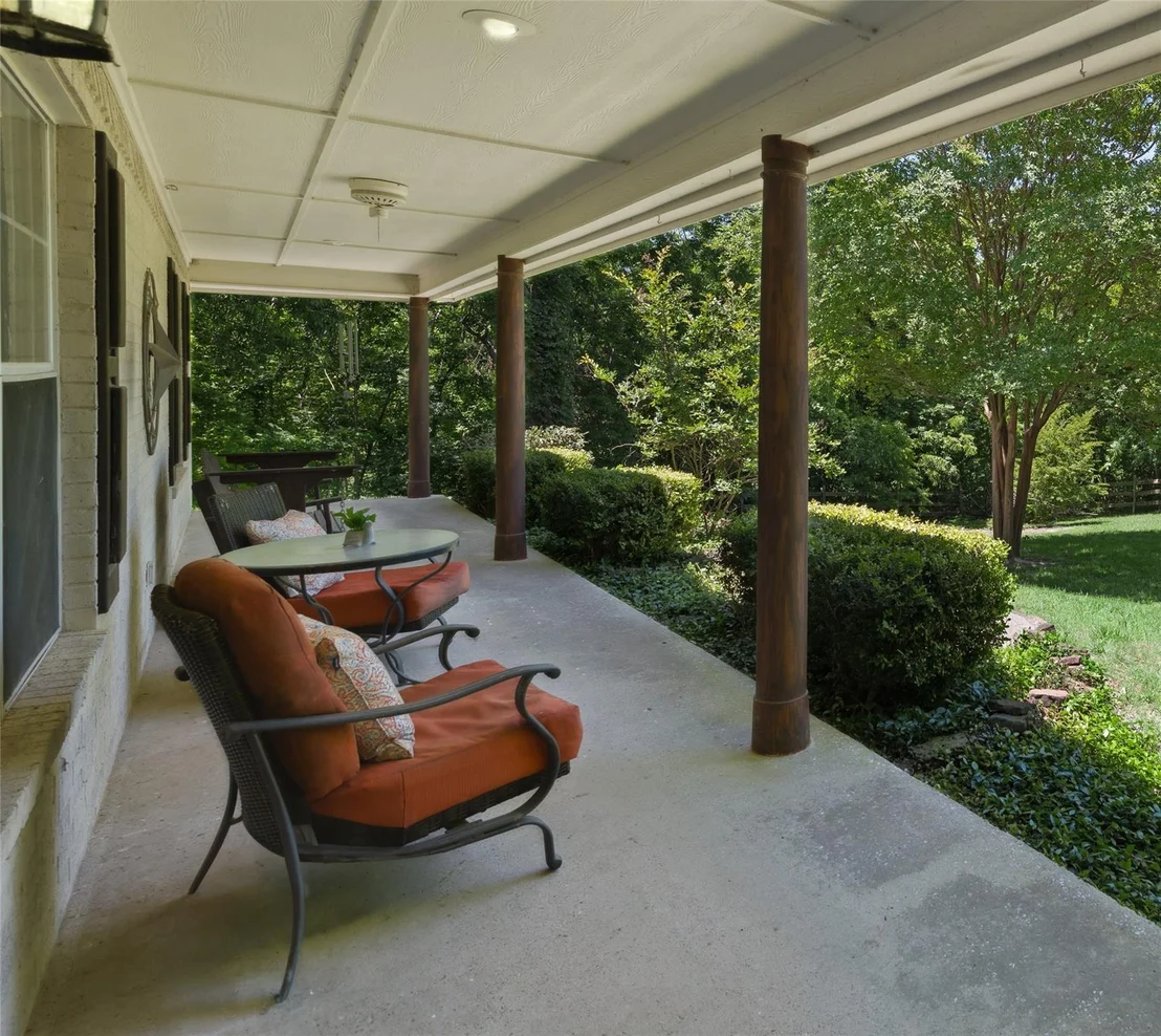Photo of 1000 Ballard Road