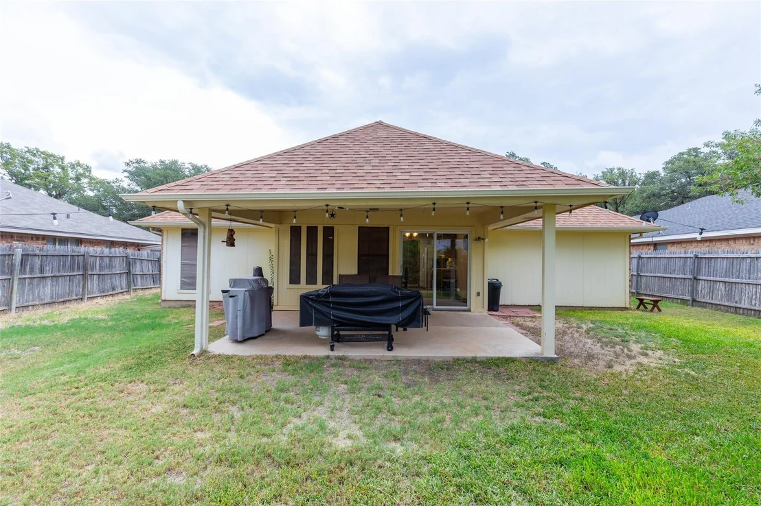 Photo of 3166 Constitution Avenue