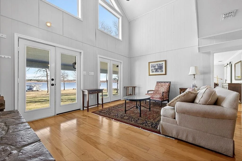 Photo of 7811 Double Oaks Road