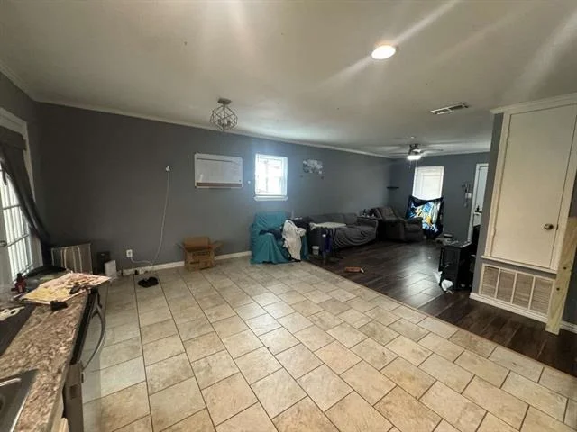 Photo of 307 Gilbert Drive