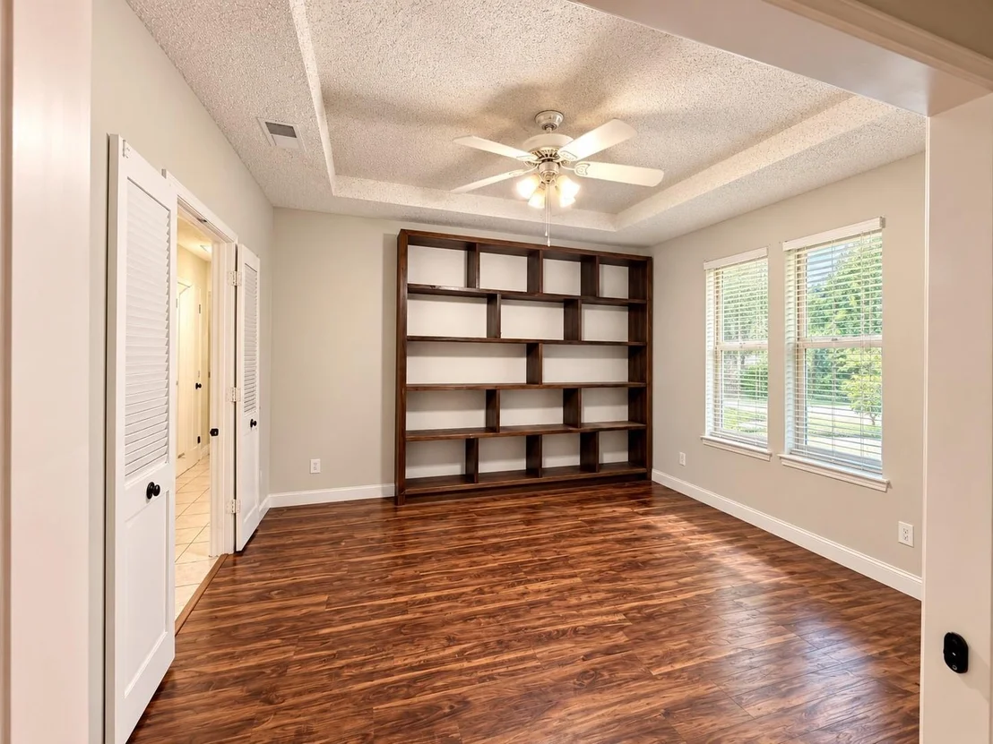 Photo of 1128 Post Oak Lane