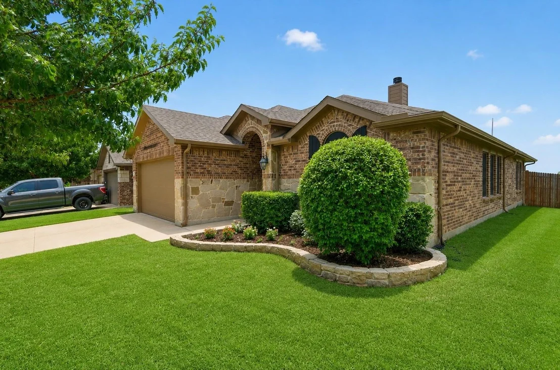 Photo of 441 E Wishbone Lane