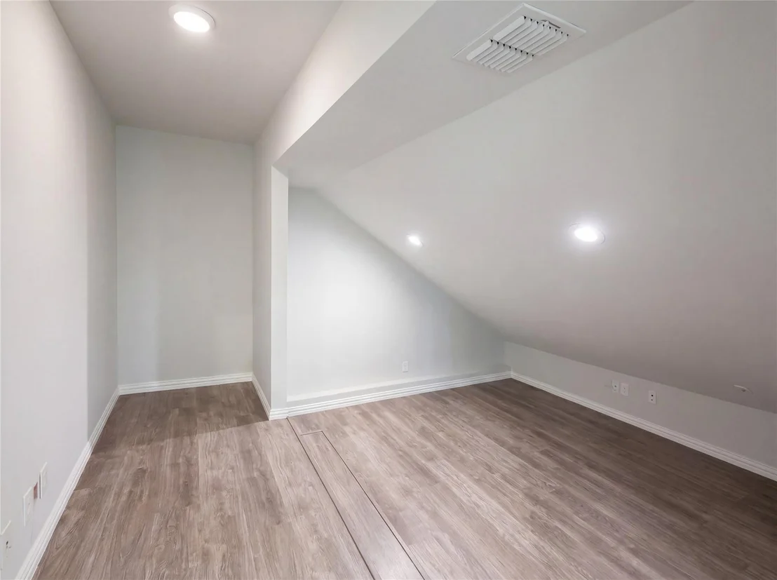 Photo of 4536 Risinghill Drive