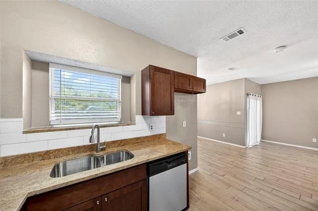 Photo of 1523 Collin Drive