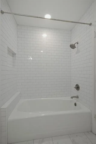 Photo of 939 Blue Lake Circle
