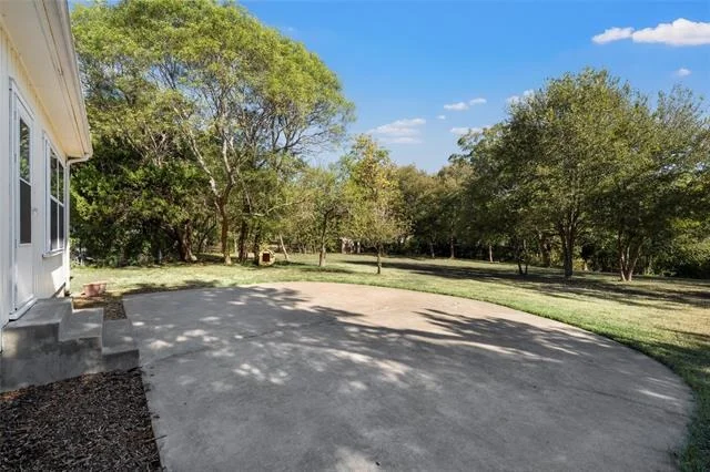 Photo of 4825 Hillcrest Drive