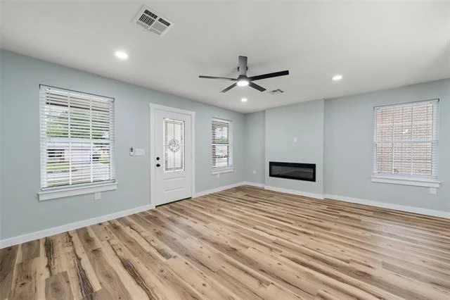 Photo of 3542 Live Oak Avenue