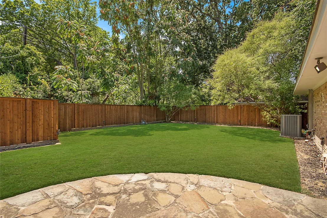 Photo of 1049 Forest Grove Drive