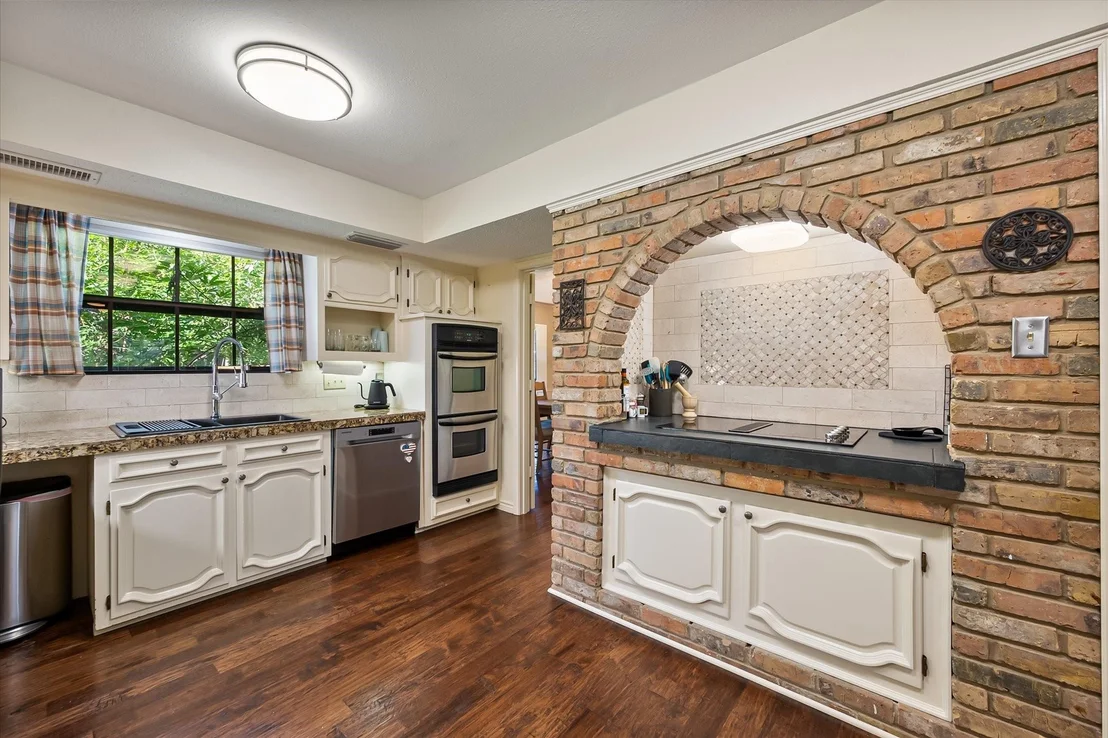 Photo of 1700 Jennifer Circle